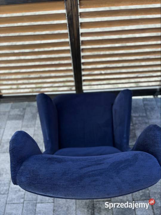 Fotela uszak granatowy welur Góra Bałdrzychowska-Kolonia
