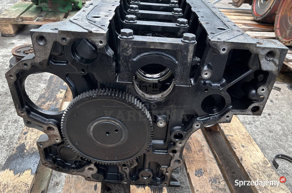 Fendt 700 800 SCR Deutz TCD 61 L6 Blok Słupek Jastrzębniki
