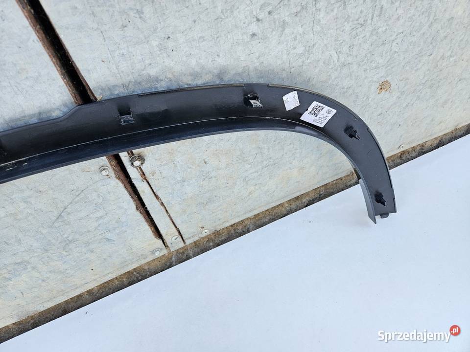 LAND ROVER DEFENDER L663 LISTWA BŁOTNIKA LEWY osobowe