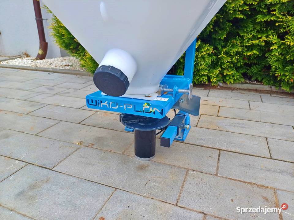 Rozsiewacz poplonów Siewnik poplonu 110 litrów łódzkie Kolonia Gorzędów