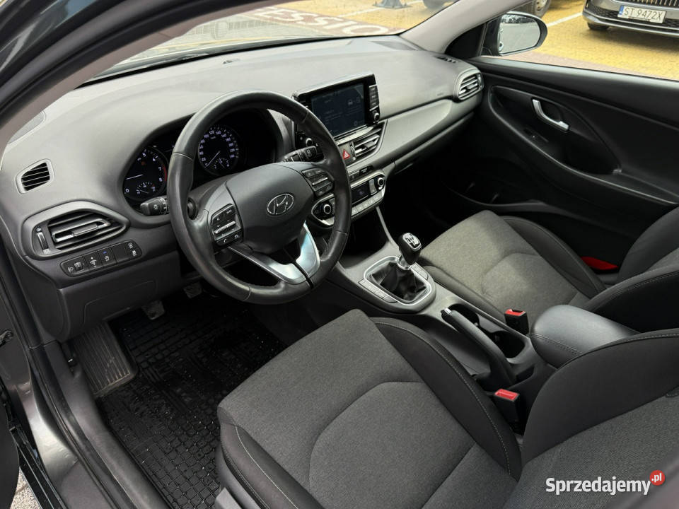 Hyundai i30 10 TGDI 120 smart podgrzewane fotele immobilizer i30 Tychy