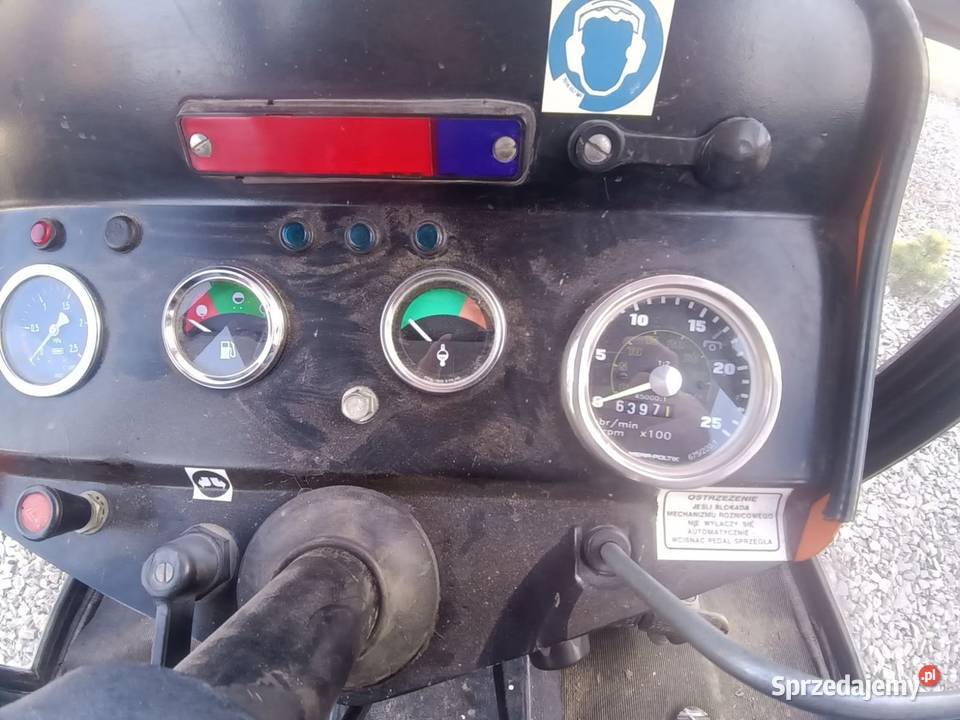 Ciągnik Ursus 4512 Wspomaganie kierownicy Świdnica sprzedam