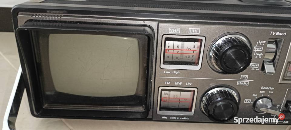 Radiomagnetofo SHARP 5P27G Sędziszów sprzedam