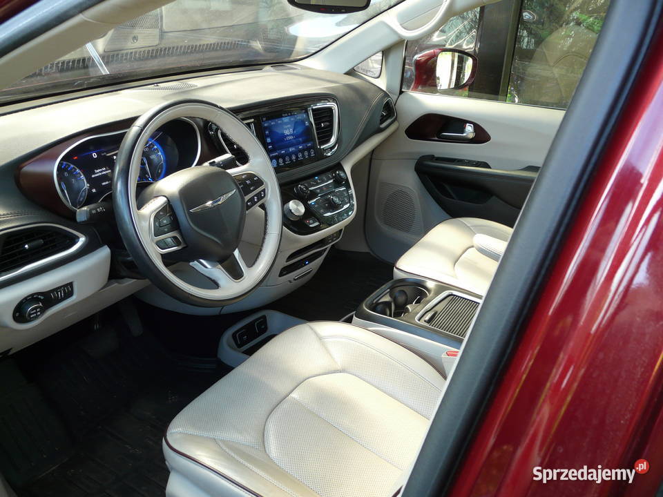 Chrysler Pacyfica Limited pełny 2017r 105165 Rok produkcji 2017 Wieruszów sprzedam