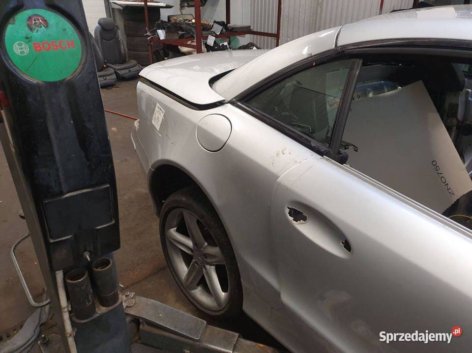 ĆWIARTKA BŁOTNIK PRAWY TYŁ MERCEDES SL500 R230 Lipno