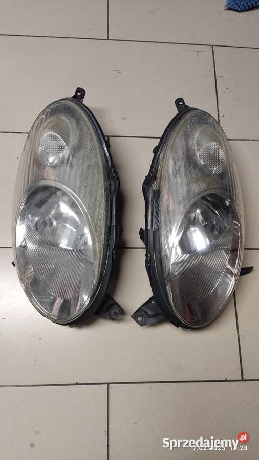 Lampy Nissan Micra K12 oryginalne osobowe Lampy przednie lubelskie Parczew
