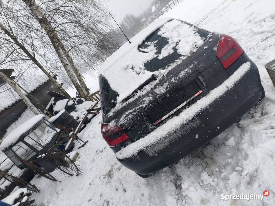 Sprzedam a3 8l na części Cyców
