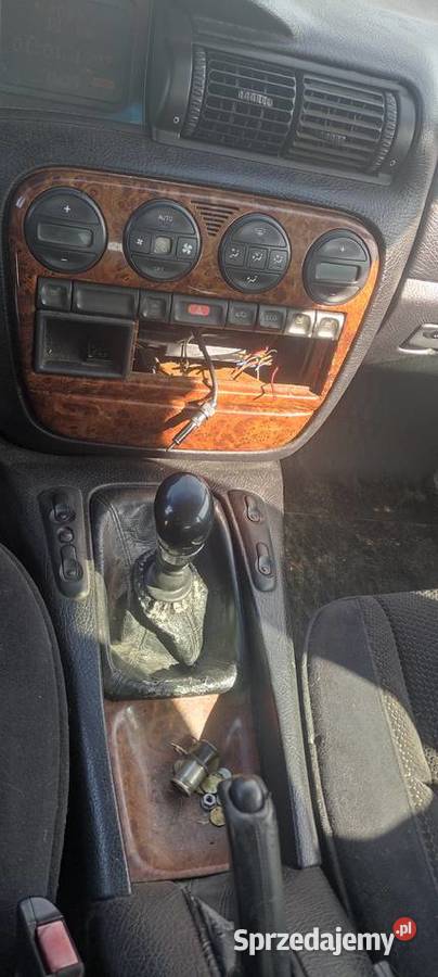 Opel Omega B 25 V6 uszkodzony Lublin