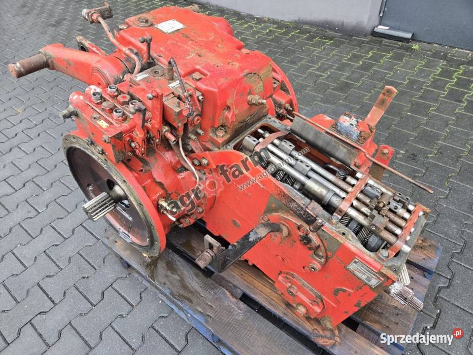 Skrzynia biegów tylny most Case 1255 XL Byków