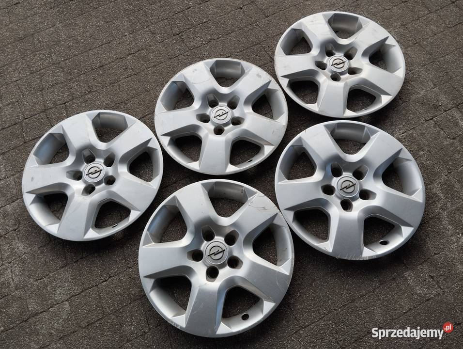 Kołpak Opel 16 Vectra 13198634NN sztukę