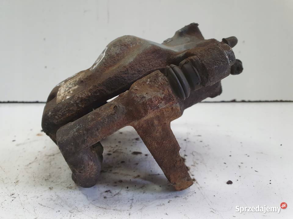 Toyota Corolla XII E21 PRAWY PRZEDNI ZACISK lubelskie Rudka sprzedam