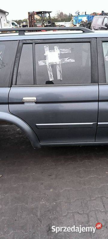DRZWI PRAWE TYŁ MITSHUBISHI MONTERO Lipno