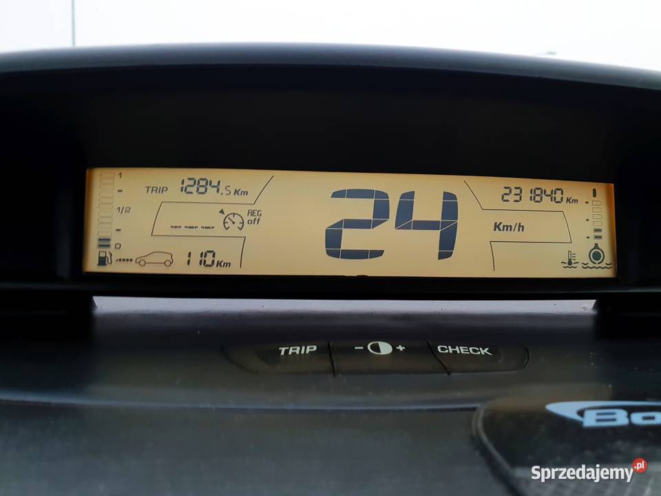 Citroen C4 16 benzyna 2005 benzyna Piotrków Trybunalski