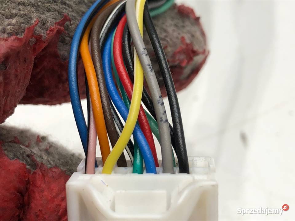 LUSTERKO PRAWY NISSAN XTRAIL T32 SUV WHITE 3P