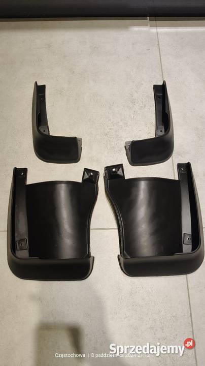 Chlapacze Honda Accord VIII komplet 4 sztuki osobowe Częstochowa