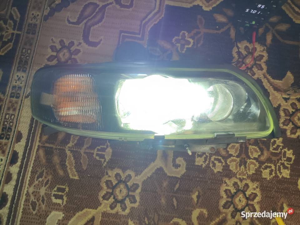 Volvo S60V70 Łapy przednie Xenon Lublin