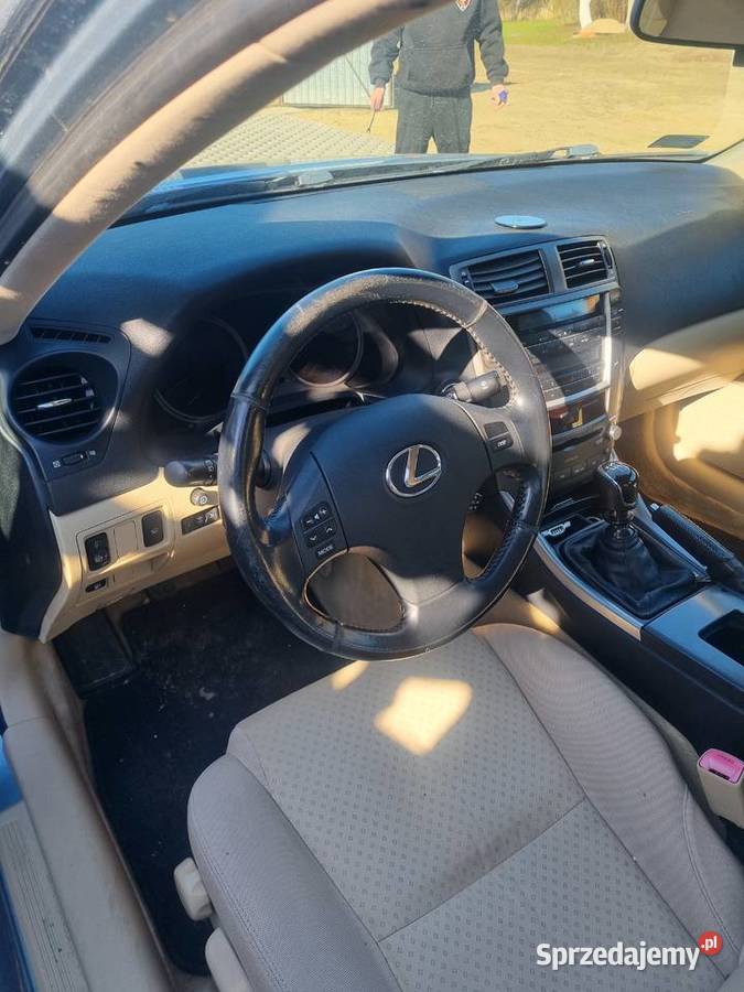 Lexus is 220d Motoryzacja