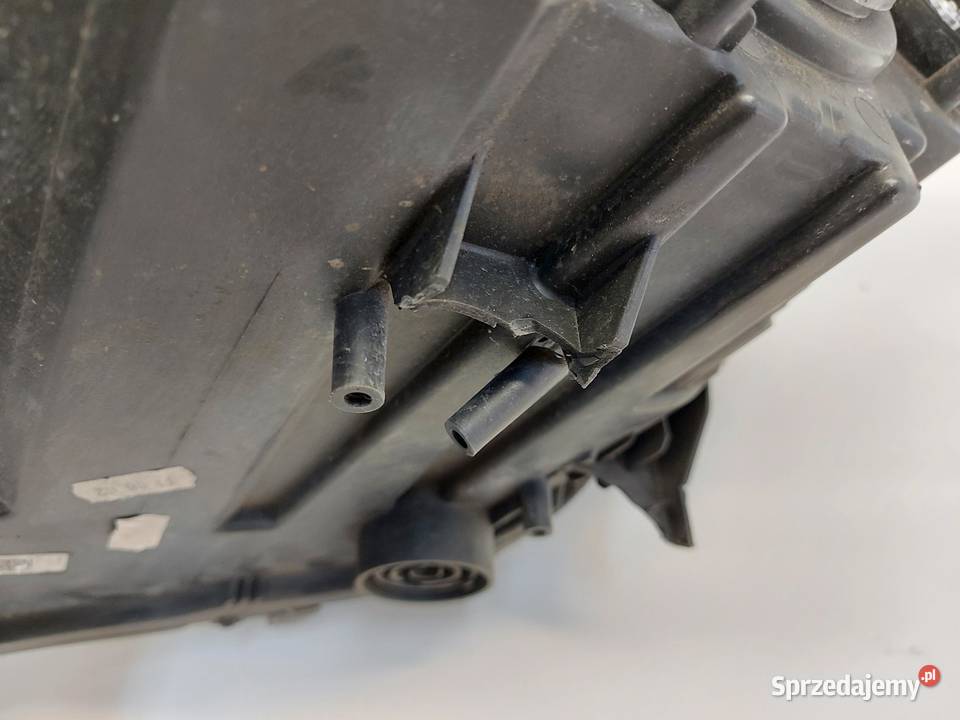 BMW i3 i01 REX Lampa przód prawa UK RHD 7295672