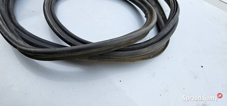 Uszczelka bagaznika mercedes w203 coupe Pozostałe Zbąszyń