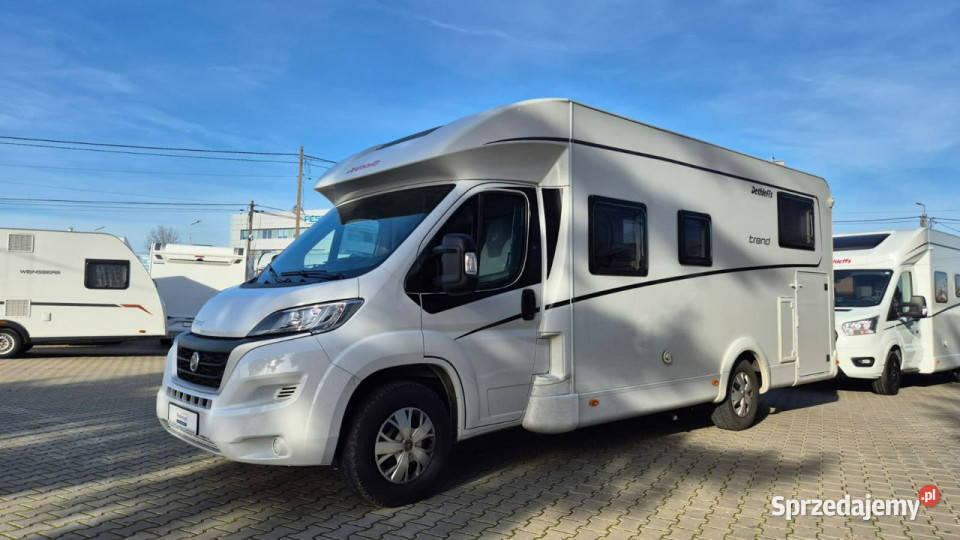 samochody kempingowe Dethleffs TREND T7057 EB