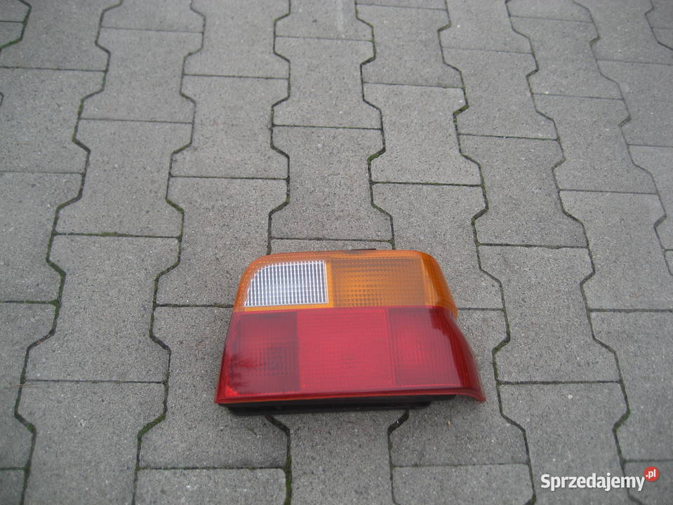 ford escort 9092r lampa tyl lewa prawa wielkopolskie Rakoniewice