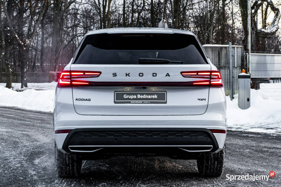koda Kodiaq Sportline 20 TSI 204 DSG 4x4 napęd 4x4 Łódź