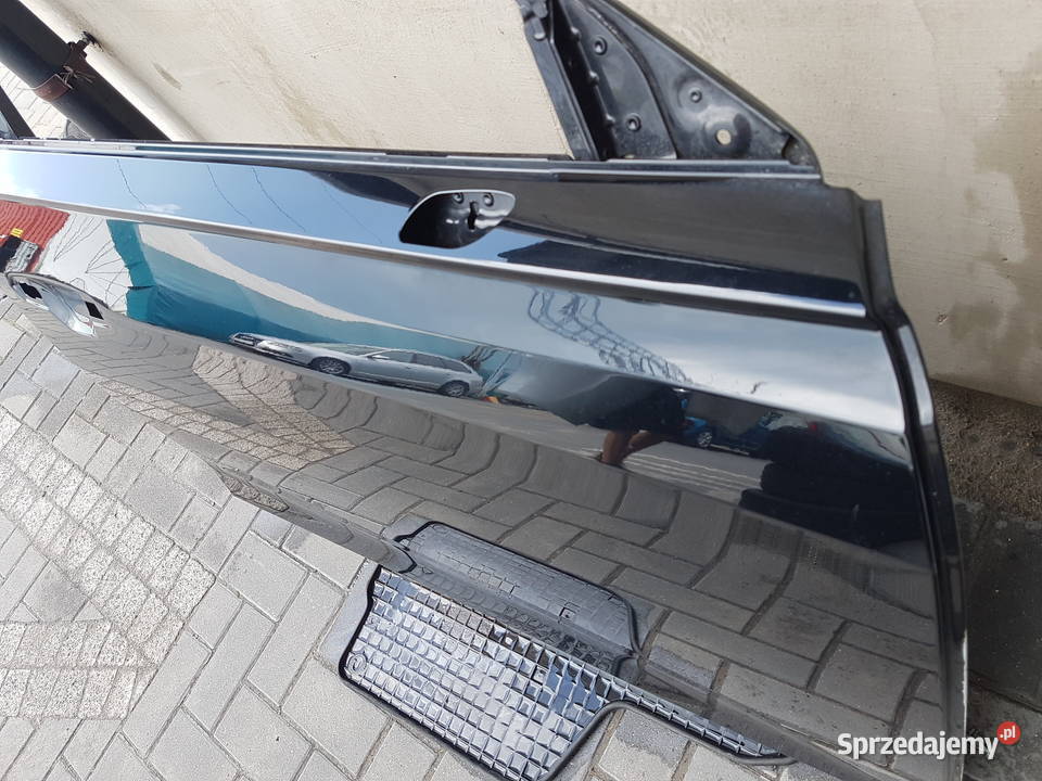 AUDI A8 D5 2018 2020 DRZWI PRAWE PRZOD CZARNE Rok produkcji 2020 wielkopolskie