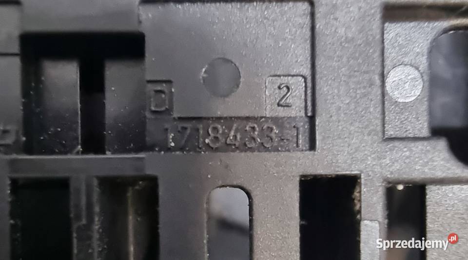 OPEL CORSA D SKRZYNKA KLEMA PLUS 17184331 12