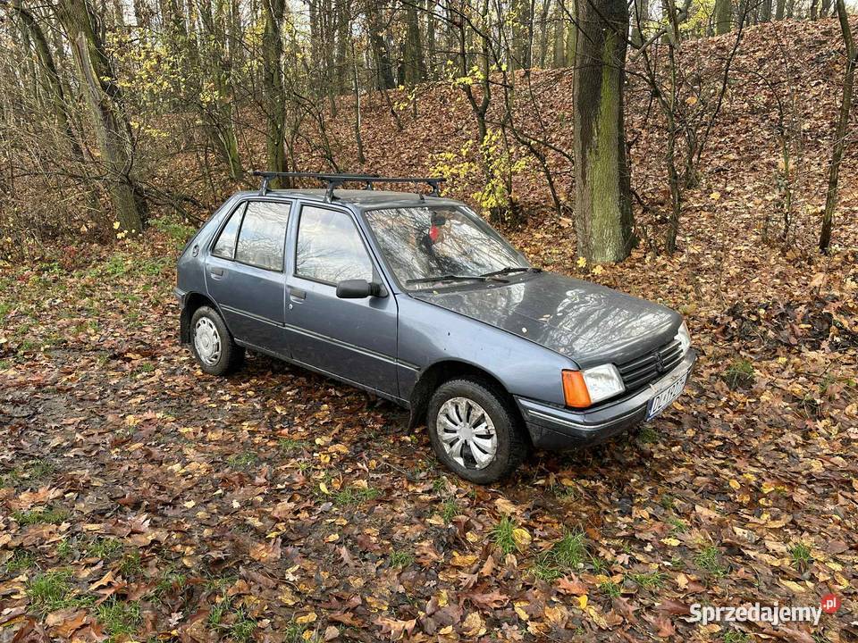 Peugeot 205 1985 18 diesel słaby stan auto do Legnica sprzedam