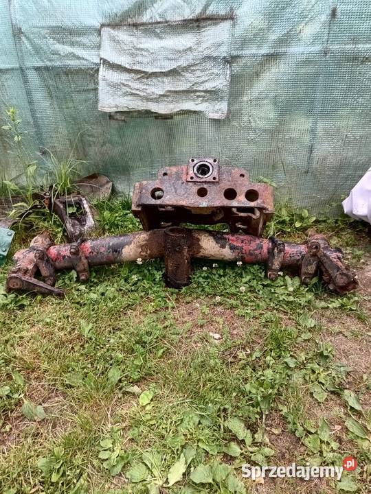 Oś okrągła ze wspornikiem do ciągnika Ursus C330 Gorlice