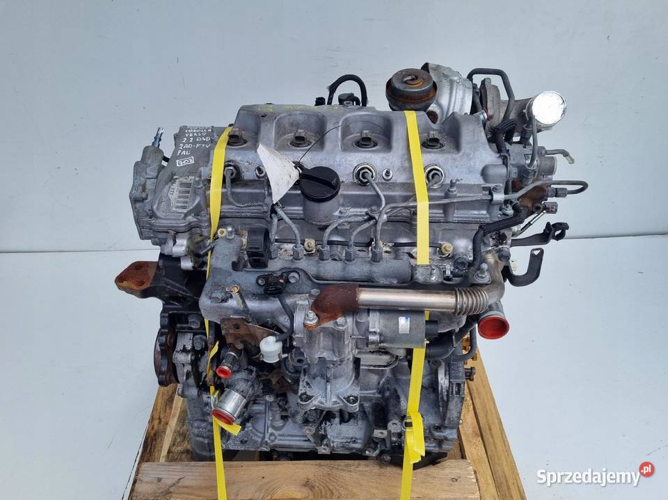 SILNIK KOMPLET Toyota Corolla Verso II 22 D4D osobowe