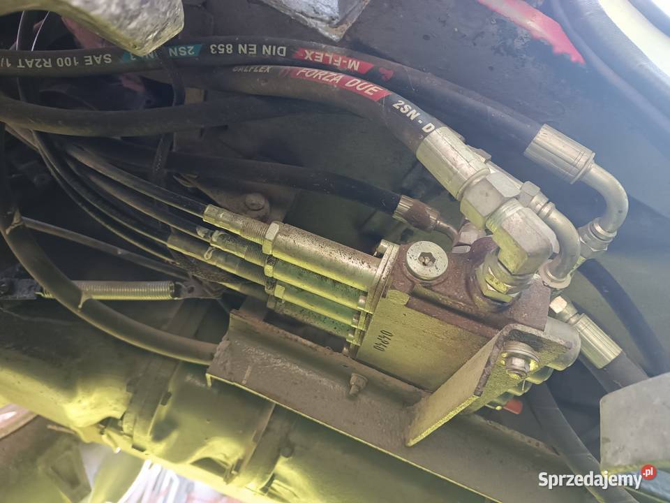 MF 550 255 tur hydraulika komfort kabina Poniatowa