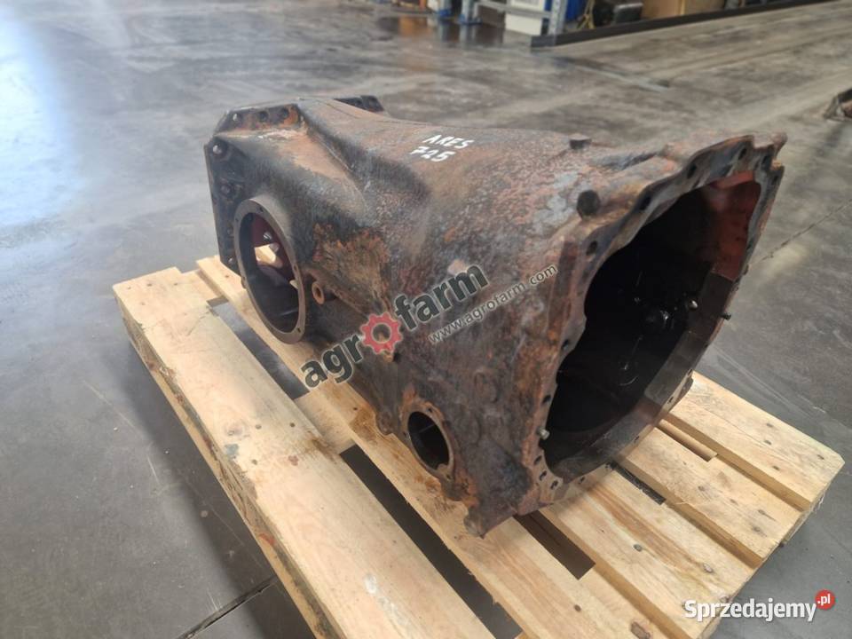 Obudowa skrzyni biegów Claas Ares 720 710 Byków