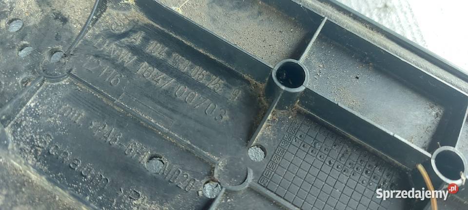 Pokrywa cewek mercedes w210 28 r6 1041500675 Zbąszyń