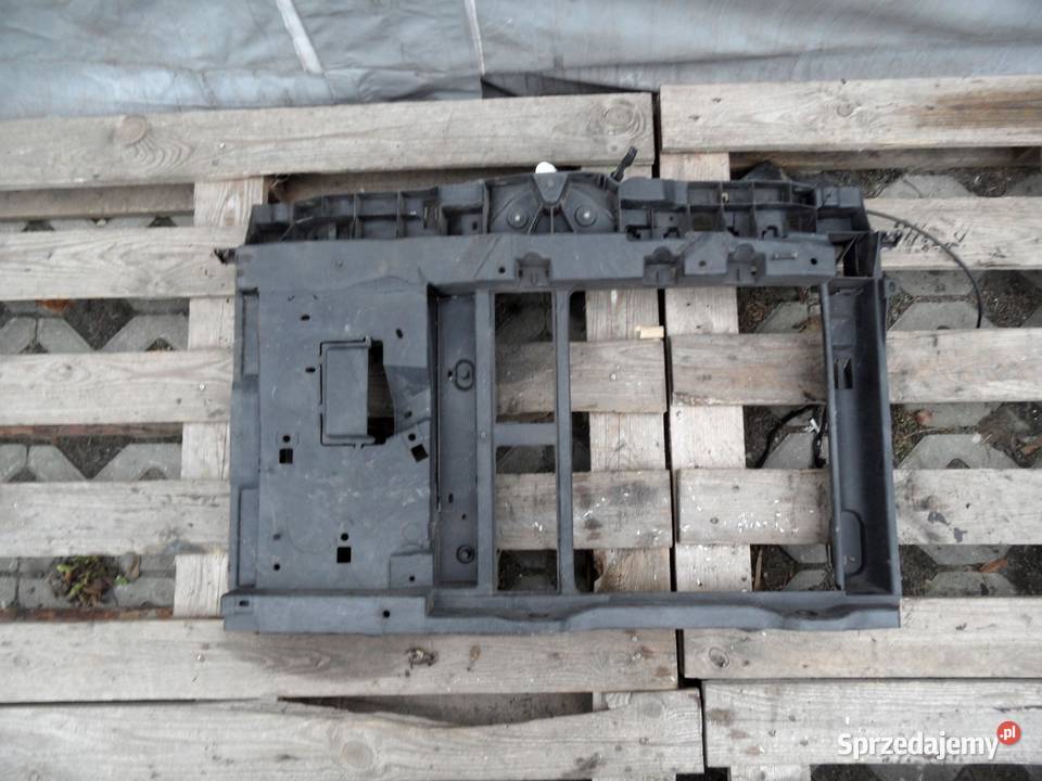 PEUGEOT 207 14 VTI 10r pas przedni wzmocnienie świętokrzyskie