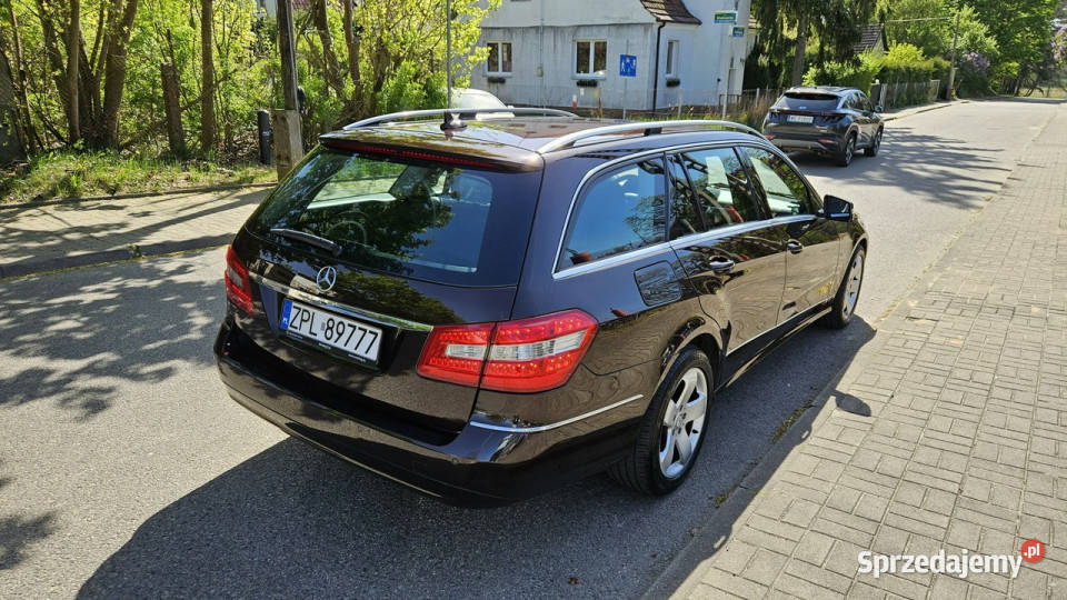 Mercedes E 220 305100km