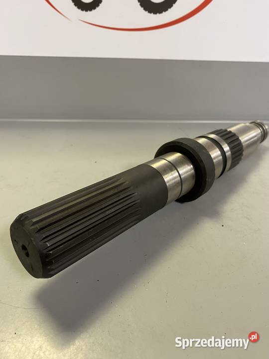 Wałek przekładni rozdzielającej napęd AGCO MF Białystok sprzedam
