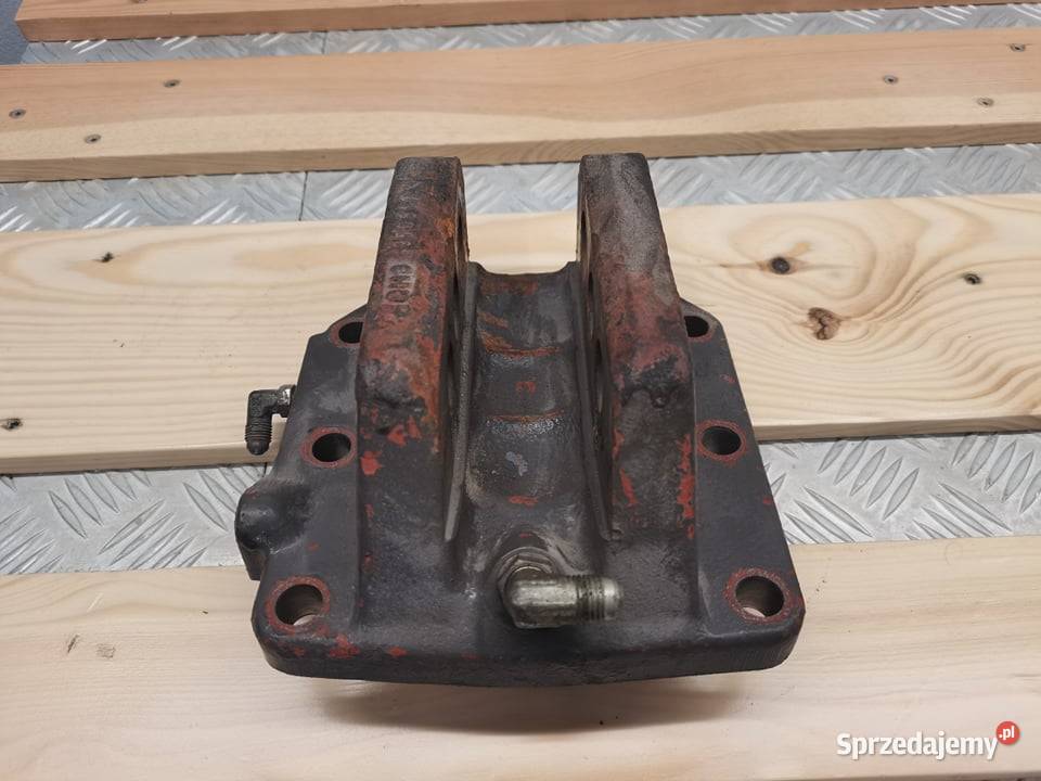 Mocowanie cięgna górnego Massey Ferguson 6170 Wilkowo sprzedam