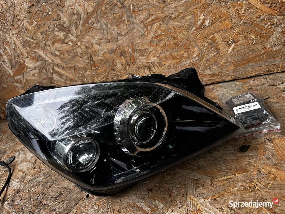 Opel astra h 3 lampa przednia prawa bixenon podkarpackie Tywonia sprzedam