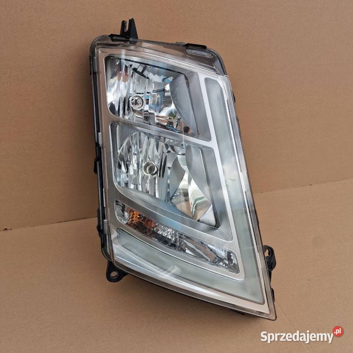VOLVO FH4 REFLEKTOR LAMPA PRZÓD PRAWA ORYGINAŁ Bieleń
