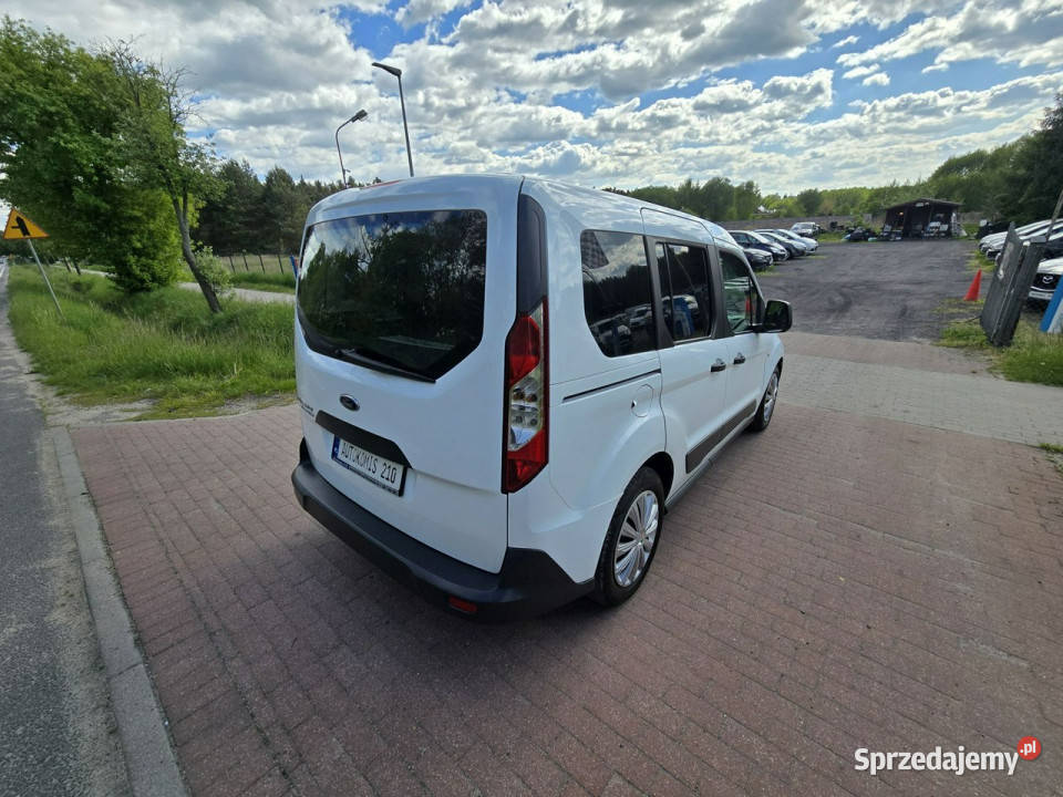 Ford Tourneo Connect Ford Tourneo Connect 15 światła przeciwmgielne Cielcza