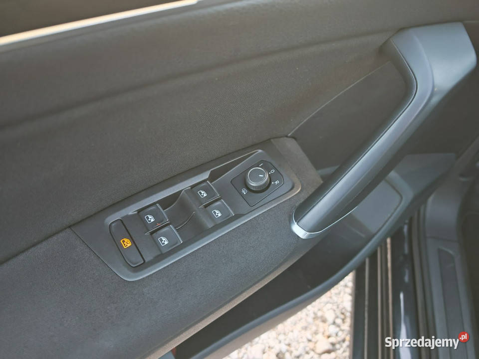 Volkswagen Touran III 2015 gniazdo USB łódzkie Rawa Mazowiecka sprzedam
