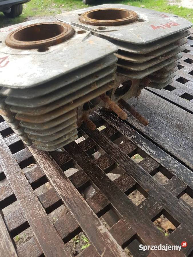 Oryginalny czechosłowackiJawa 350CZCylinder P L