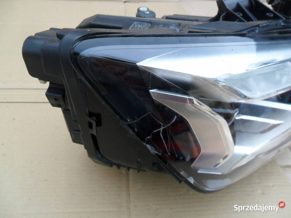 Audi Q2 Lampa Prawa Full Led Matrix 81A Nowy Tomyśl