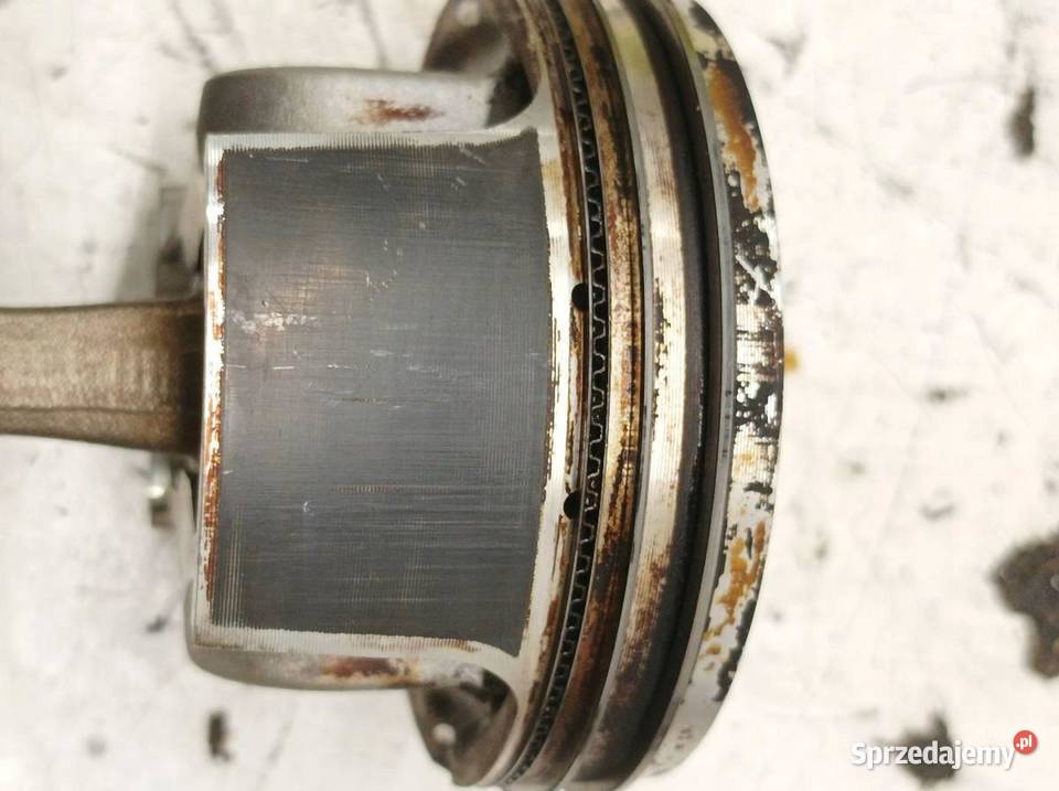 TŁOK KORBOWÓD 83P35 20 CGI 45 AMG 421