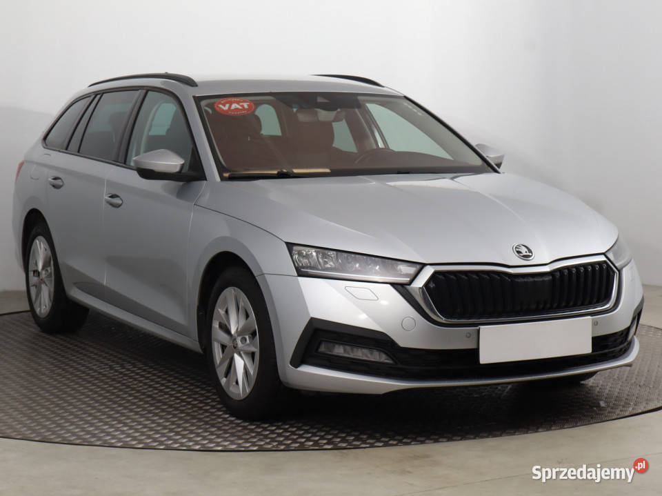 Skoda Octavia 15 TSI kamera cofania