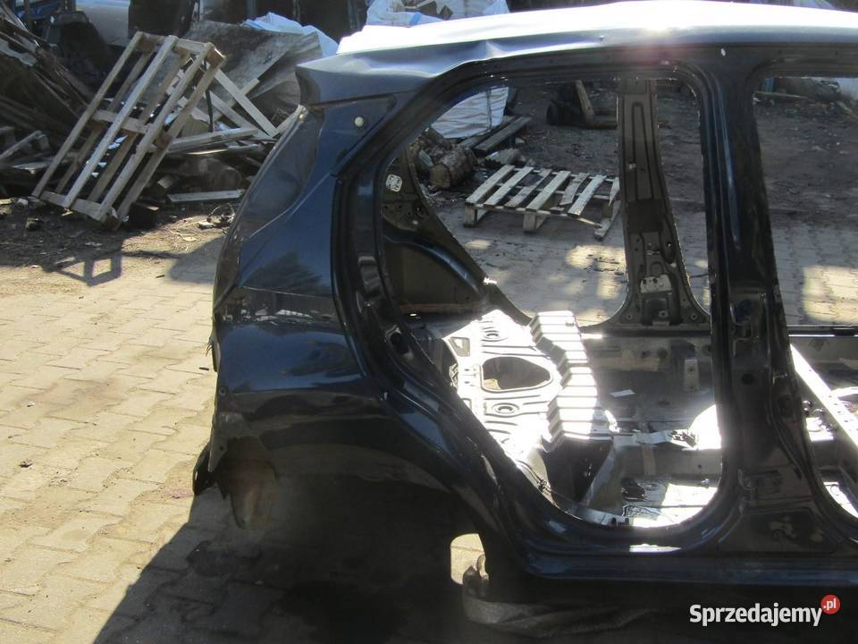 ĆWIARTKA BŁOTNIK PRAWY TYLNY TYŁ 8R7 TOYOTA AYGO