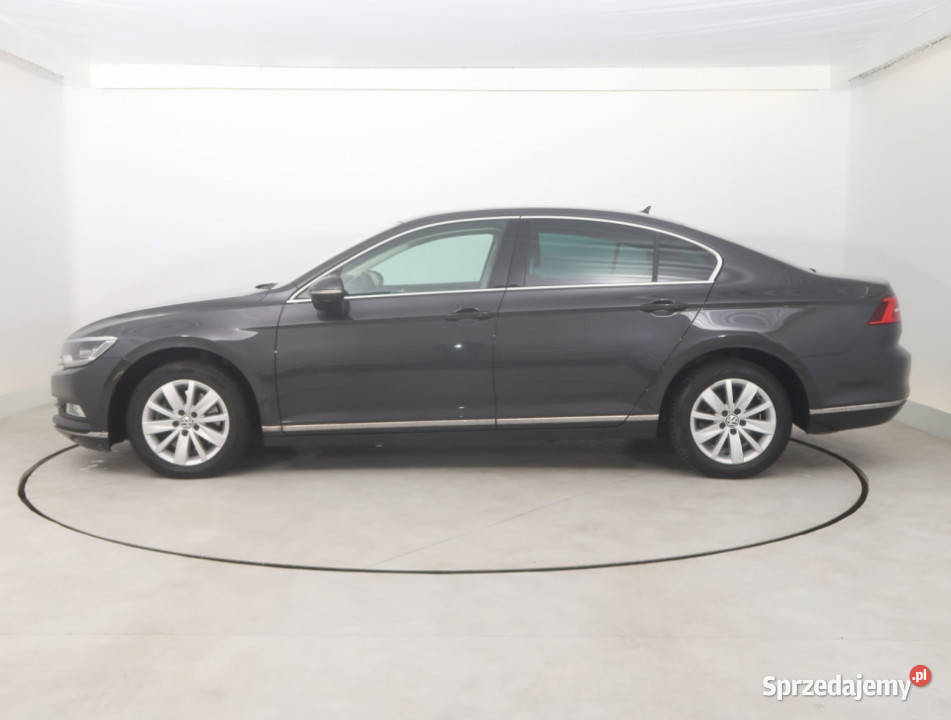 VW Passat 18 TSI światła LED Bielany Wrocławskie