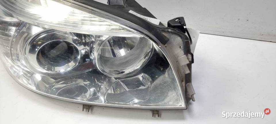 LAMPA PRAWA PRZÓD TOYOTA RAV4 III