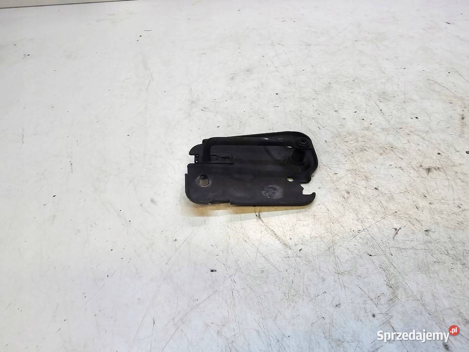 ZAMEK MASKI RYGIEL LEWY AUDI A3 8V 8V0823185C Części samochodowe Przystajń